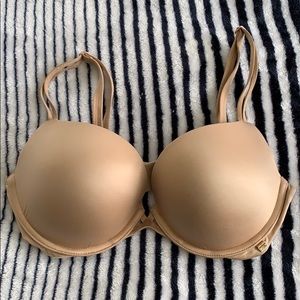 VS Nude Bra